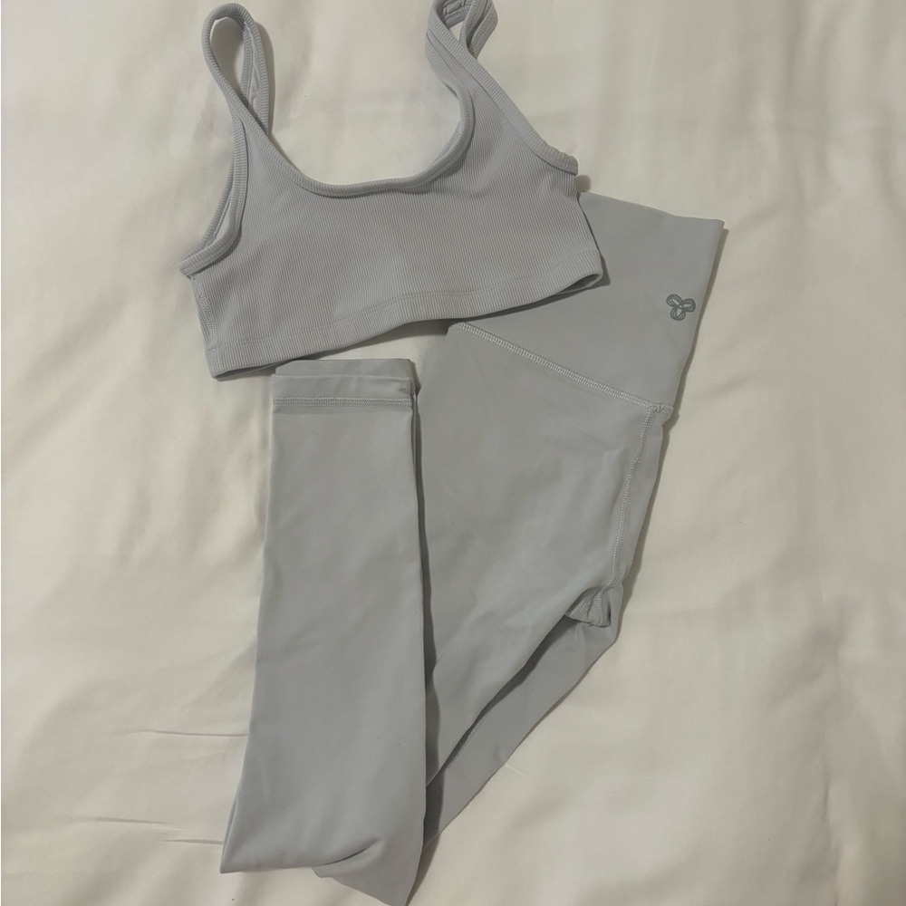 Aritzia Gray Leggings High-Waisted & Ribbed Bra set